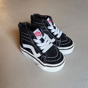 Vans Toddler Sk8-Hi Zip Shoe Size 2